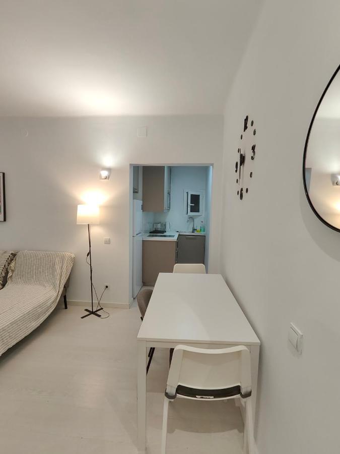 Family Apartment Close To Parc Gueell Barselona Dış mekan fotoğraf